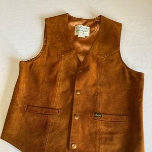 Vintage Wrangler Women’s suede vest size small-medium